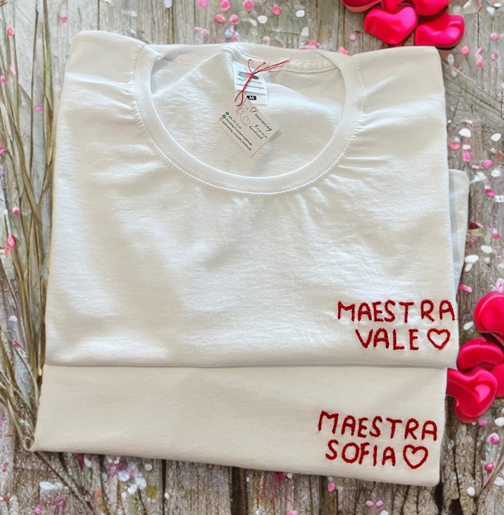 Personalizza: T-shirt donna con ricamo