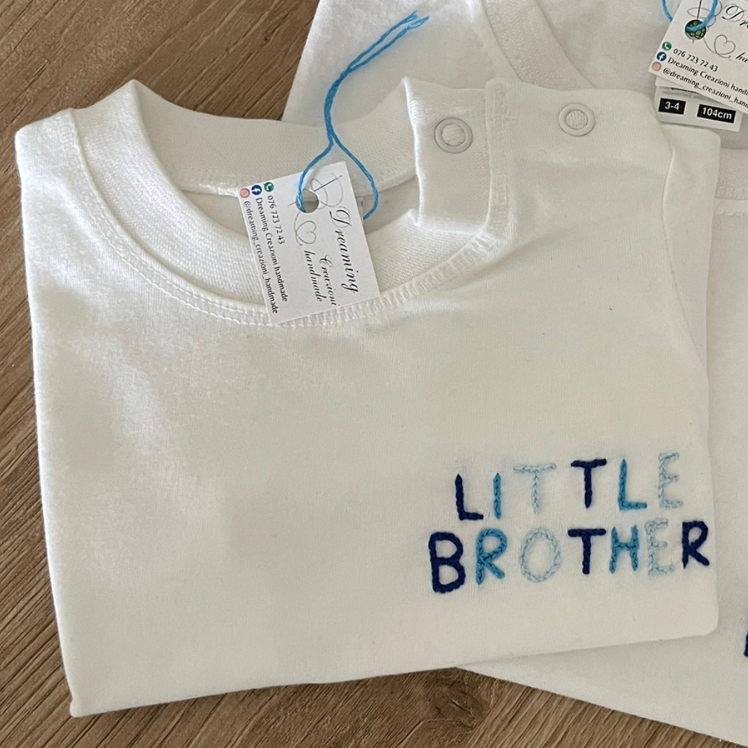 Personalizza: T-shirt baby con ricamo