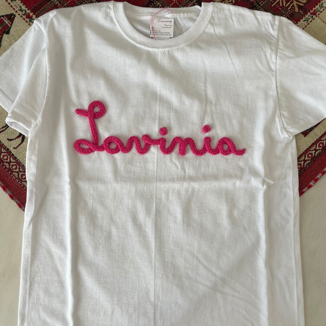 Personalizza: T-shirt bambino con nome in tricotin